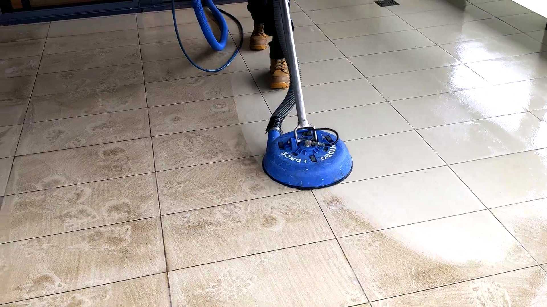 Why Tile and Grout Cleaning is Essential for Your Melbourne Home