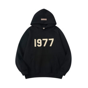 Hoodie Glow-Up: How to Turn a Basic Look into a Fashion