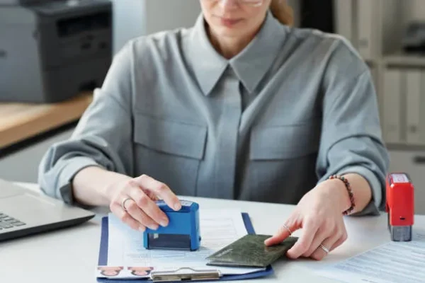 Navigate UK Immigration Confidently Trusted Help for Your Journey Immigration Services Horwich