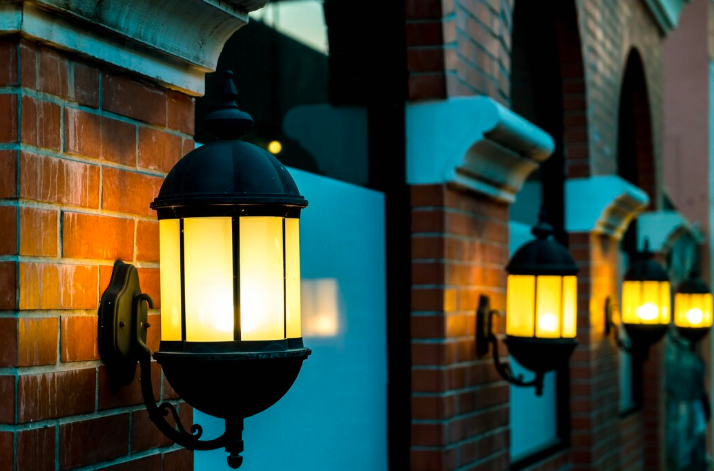 modern outdoor wall lighting
