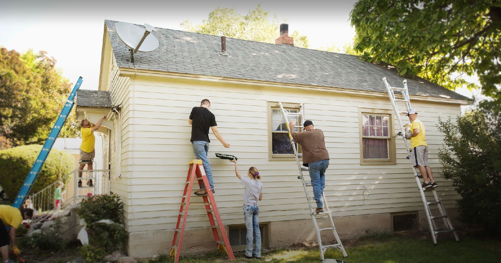 professional builders in huddersfield