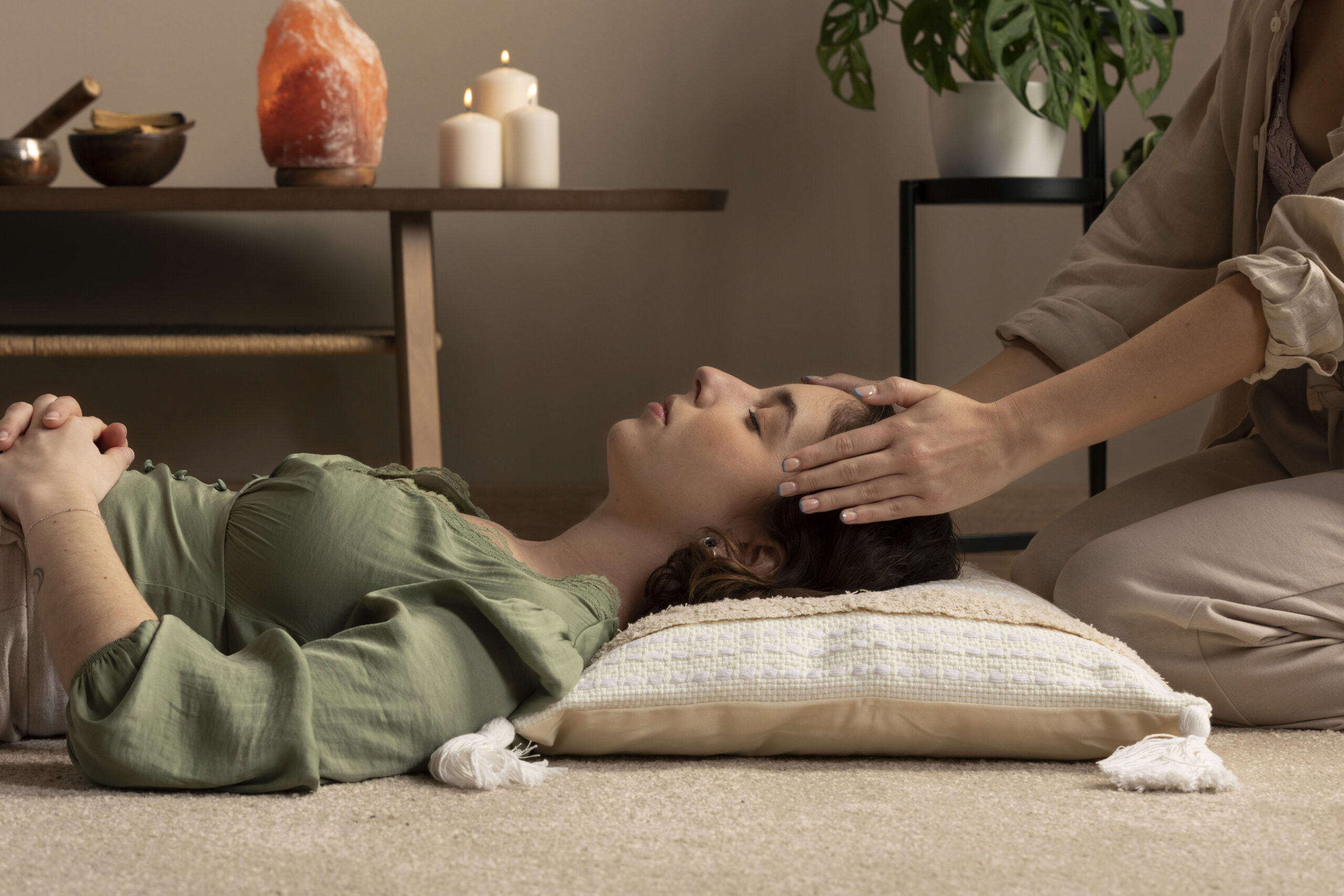 Synchronized four hands massage London