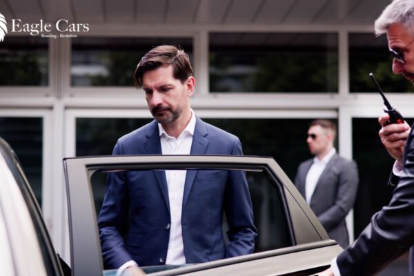 What Are the Key Benefits of Using a Reading Taxi for City Travel? Reading-Taxi